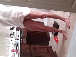 Misbruikt en geknikt in een oma sex films openbaar toilet
