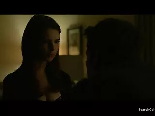 AllInternal Prachtige vintage seksfilms brunette onthult haar anale creampie