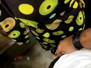 Grote tieten MILF vrouw Olivia Parrish neukt een oude lesbische seksfilms man en laat cuckold toekijken