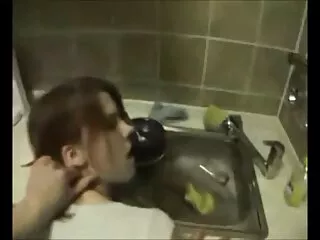 BBW laat haar vingers seksfilms kijken wandelen